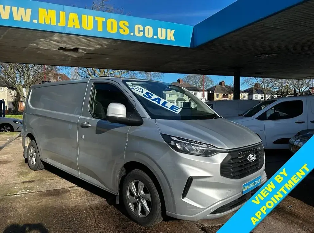 Used Ford Transit Custom Limited 136 HP (100 kW) 2023 Silver Van