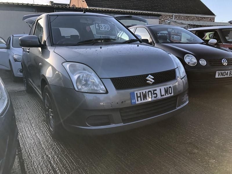 Used Suzuki Swift GL 92 HP (67 kW) 2005 Grey Hatchback