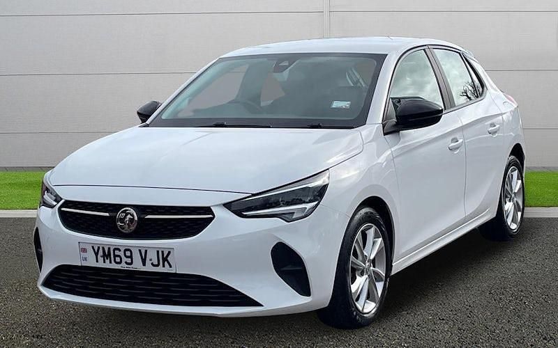 Used Vauxhall Corsa 101 HP (74 kW) 2020 White Hatchback