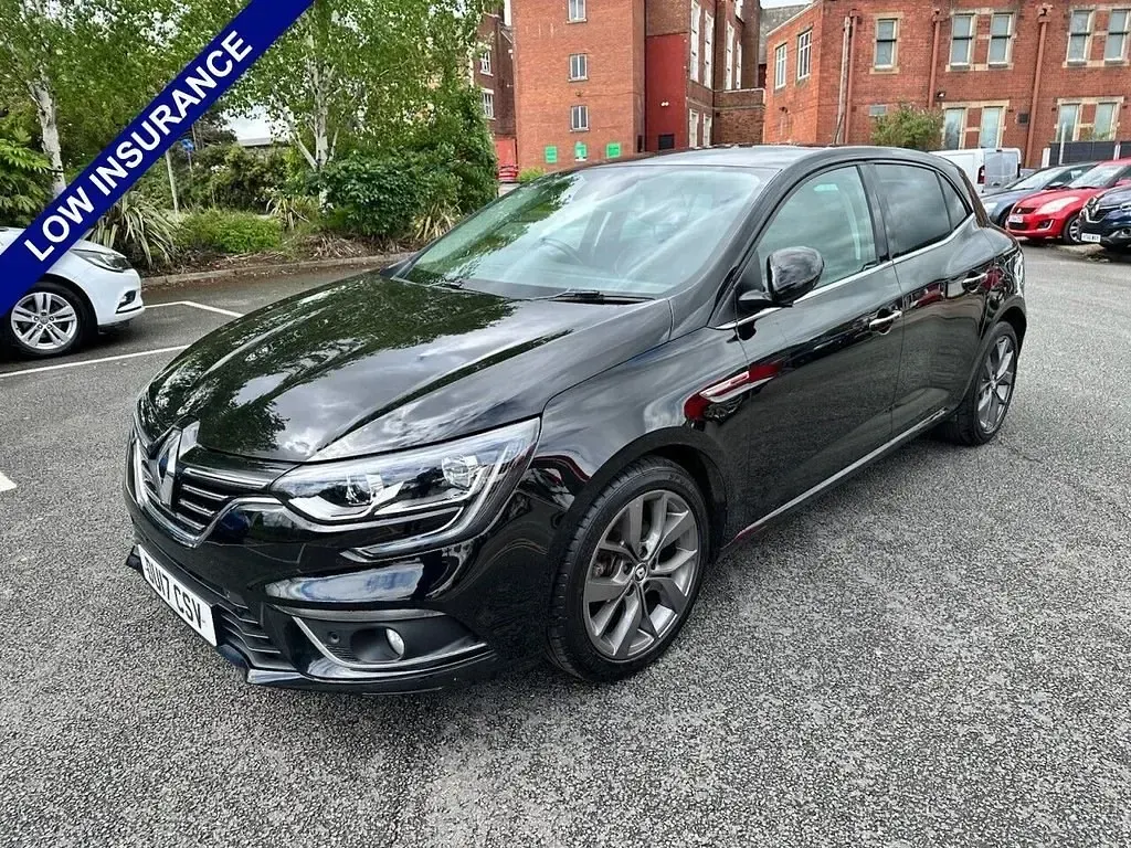 Usado Renault Mégane Dynamique 110 HP (80 kW) 2017 Preto Citadino