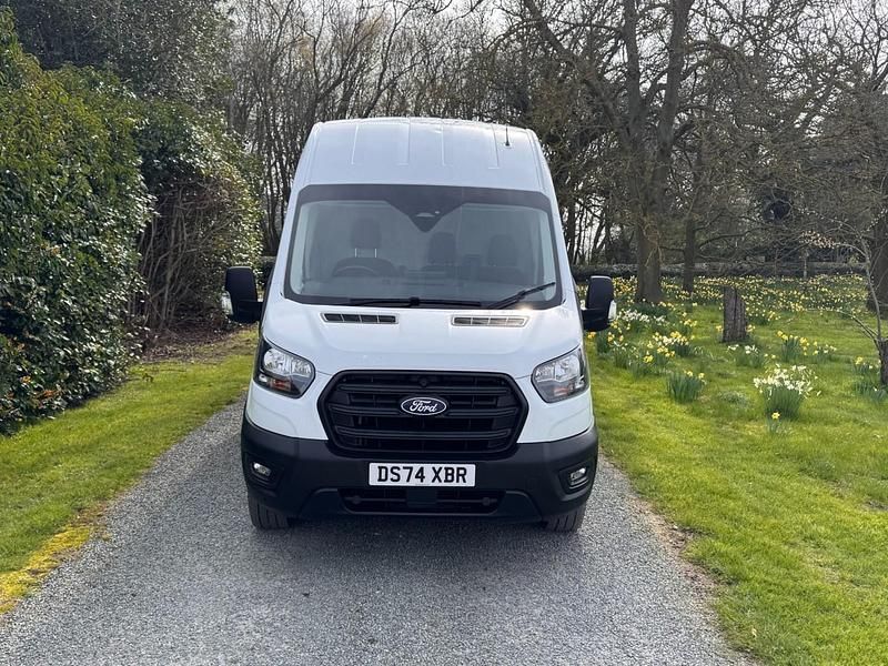Used Ford Transit Trend 165 HP (121 kW) 2024 White Van