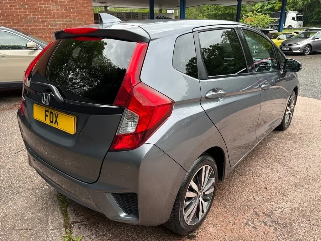 Used Honda Jazz EX 102 HP (75 kW) 2017 Grey Hatchback