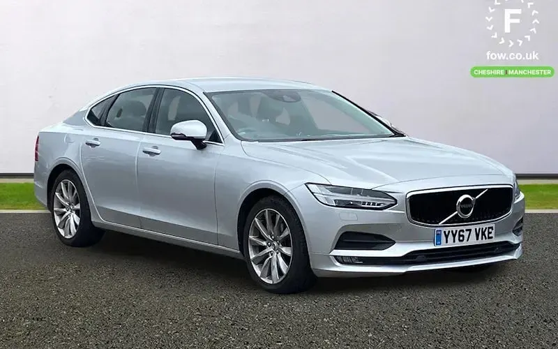 Used Volvo S90 Momentum 190 HP (139 kW) 2019 Sedan