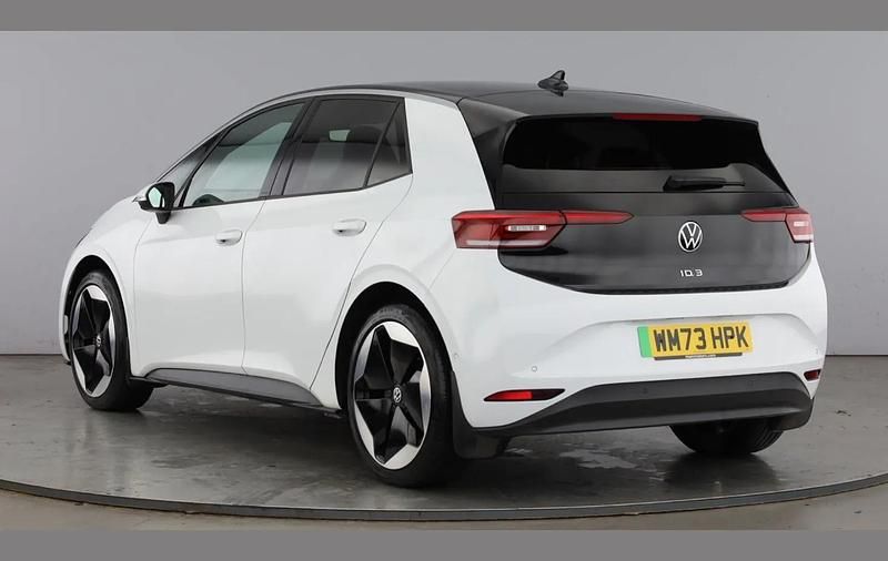 Used VW ID.3 Pro 150 kW (204 HP) 2023 White Hatchback