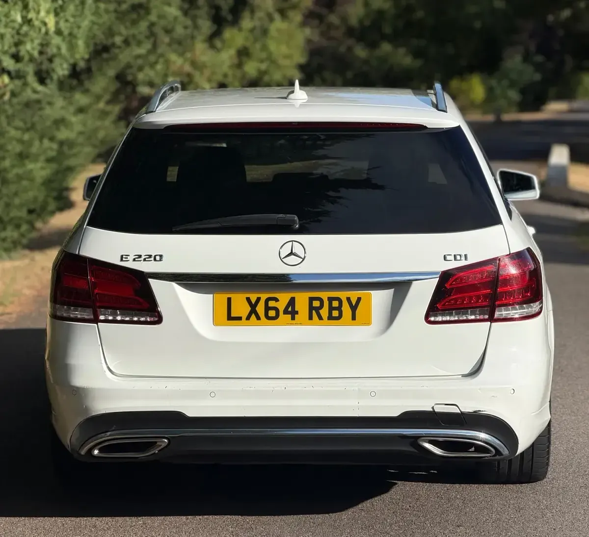 Used Mercedes E220 AMG 170 HP (125 kW) 2014 White Estate