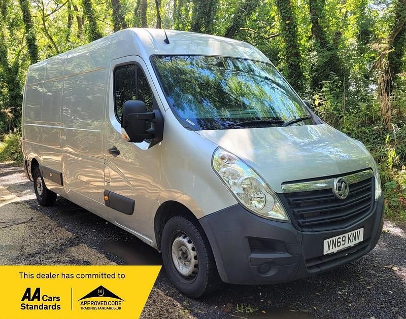 Silver Used 2019 Vauxhall Movano Van | £7,000 (Fair price) - Image 1/4