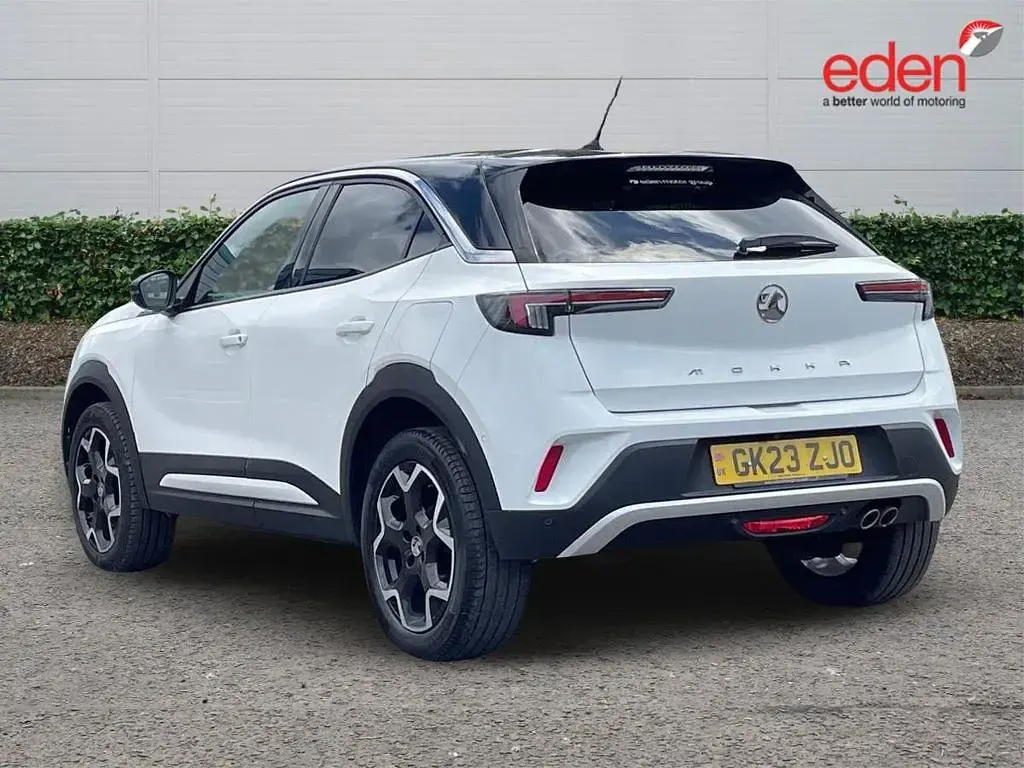 Used Vauxhall Mokka Ultimate 130 HP (95 kW) 2023 White SUV