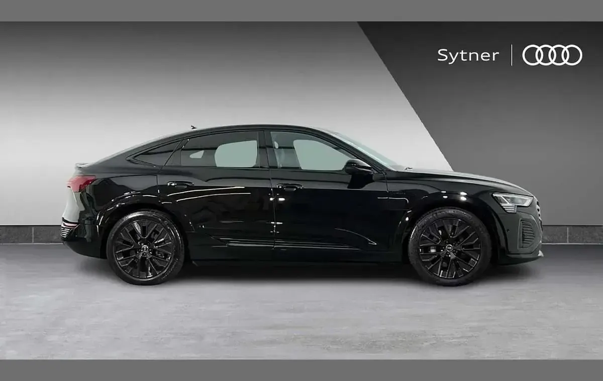 Usado Audi Q8 e-tron Black Edition 300 kW (408 HP) 2024 Preto SUV