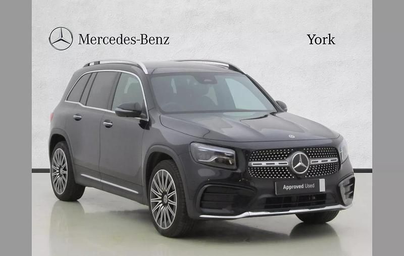 Black Used 2025 Mercedes GLB200 AMG Line Premium Plus SUV | £39,850 (A bit pricey) - Image 1/4