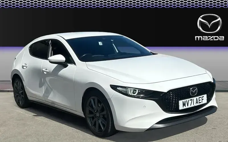Usado Mazda 3 Inclusive 122 HP (89 kW) 2021 Branco Citadino