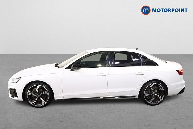 Used Audi A4 Black Edition 150 HP (110 kW) 2024 White Sedan