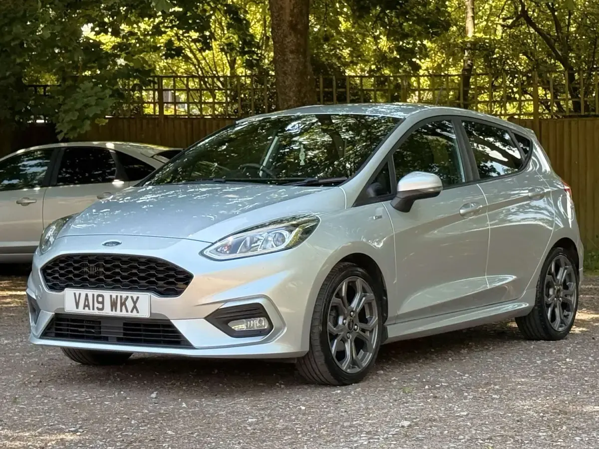 Used Ford Fiesta ST-Line 140 HP (102 kW) 2019 Silver Hatchback