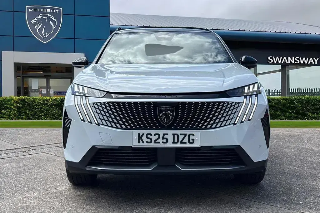 Used Peugeot 5008 GT 134 HP (98 kW) 2025 White SUV