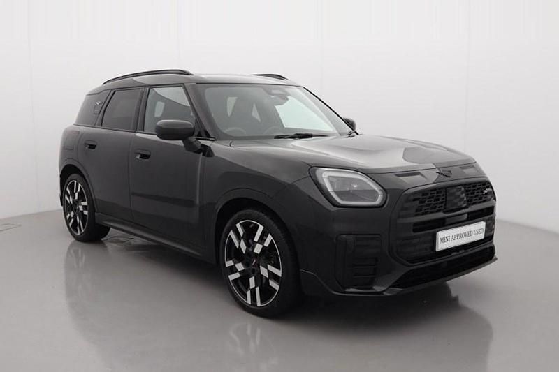 Black Used 2024 Mini Countryman Sport SUV | £29,990 (Good price) - Image 1/1