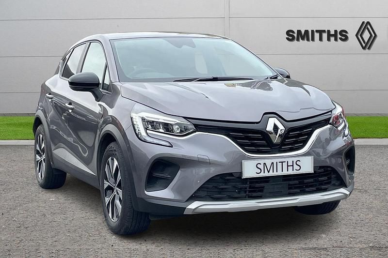 Shadow grey Used 2023 Renault Captur Evolution SUV | £16,390 (Fair price) - Image 1/1