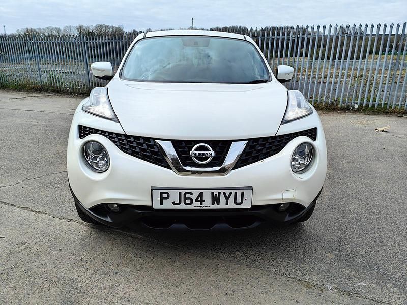 Used Nissan Juke Acenta Premium 115 HP (84 kW) 2014 White SUV