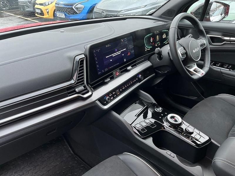 Used Kia Sportage GT-Line 157 HP (115 kW) 2025 Red SUV