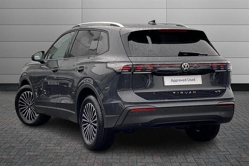 New VW Tiguan Match 130 HP (95 kW) 2026 Urano grey SUV