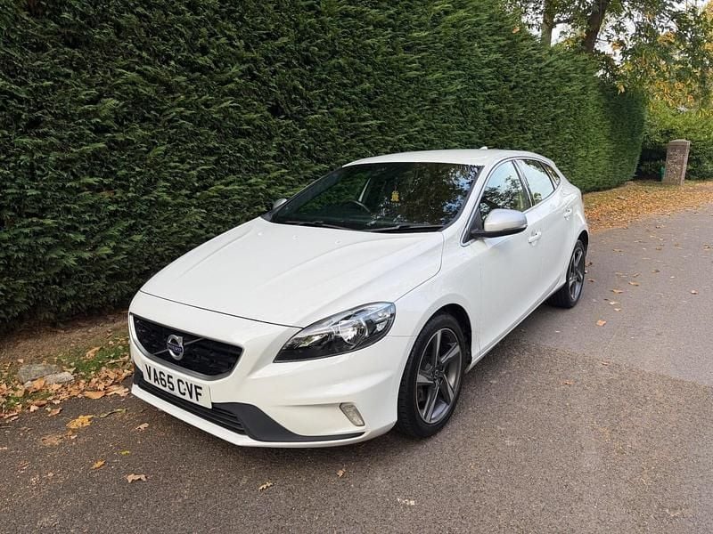 White Used 2016 Volvo V40 R-Design Estate | £6,400 (Good price) - Image 1/3