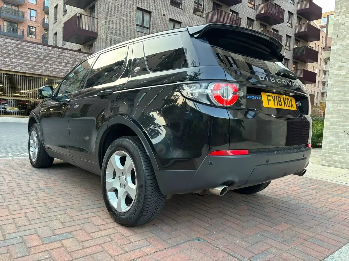 Used Land Rover Discovery Sport Pure 2018 Black SUV