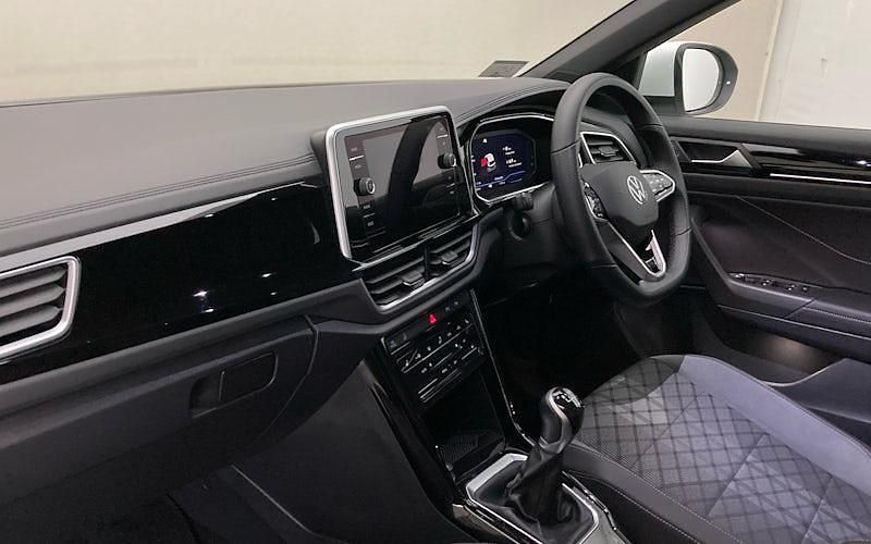 Usado VW T-Roc R-line 150 CV (110 kW) 2025 SUV