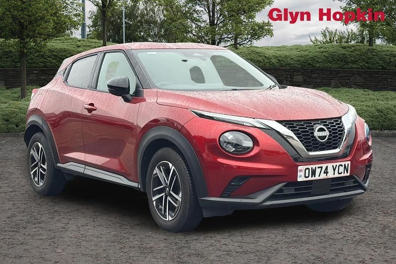 Used Nissan Juke N-Connecta 114 HP (83 kW) 2025 Red SUV