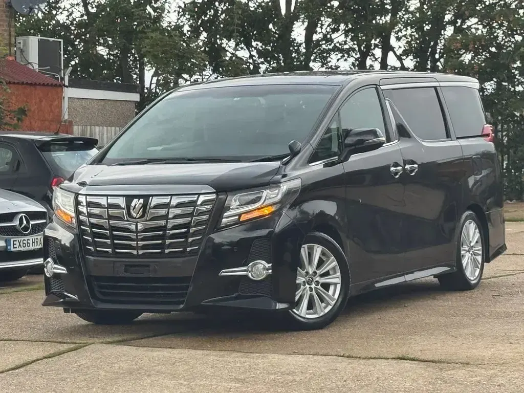 Used Toyota Alphard 182 HP (133 kW) 2016 Black MPV