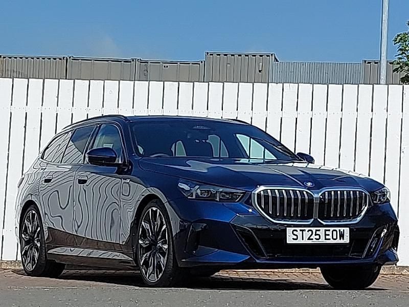 Blue Used 2025 BMW 530e M Sport Sedan | £47,998 (Fair price) - Image 1/4