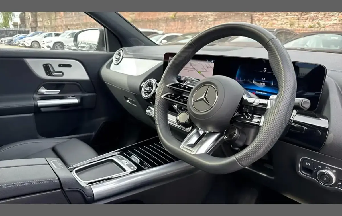 Used Mercedes GLA35 AMG Premium Plus 301 HP (221 kW) 2024 Black SUV