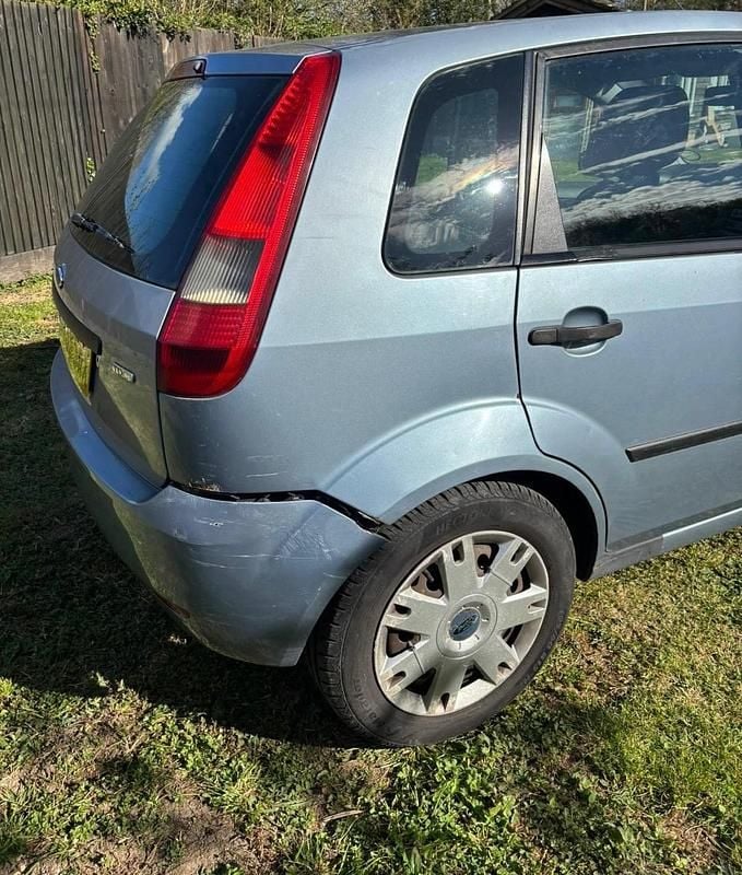 Used Ford Fiesta Style 2005 Blue Hatchback