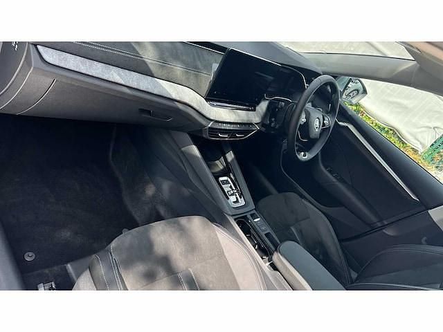 Image 2/4