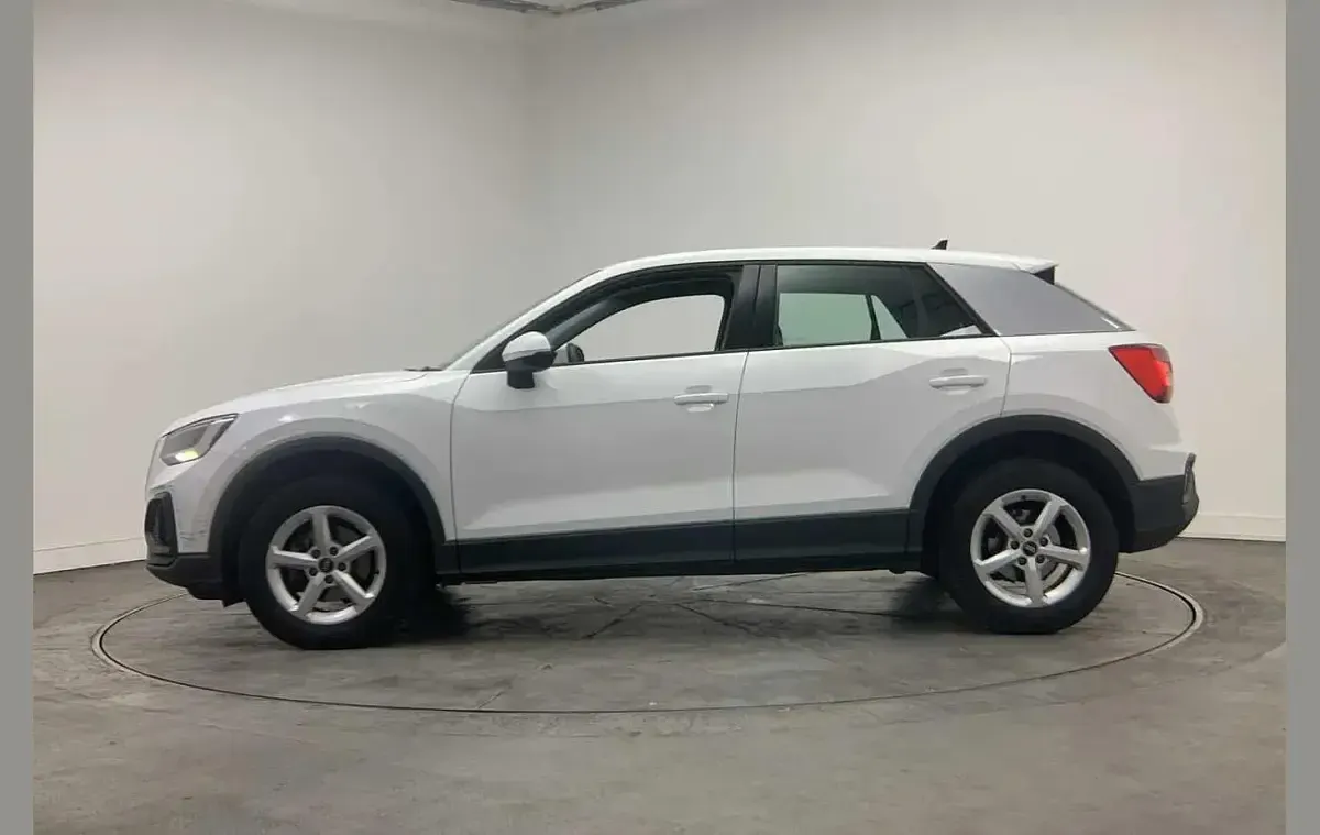 Used Audi Q2 108 HP (79 kW) 2022 White SUV