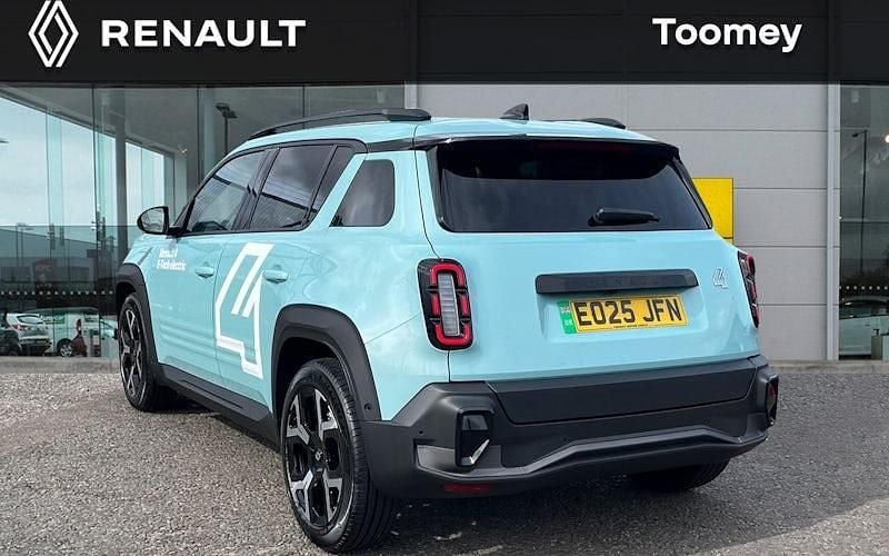 New Renault R4 Komfort 110 kW (150 HP) 2025 Estate