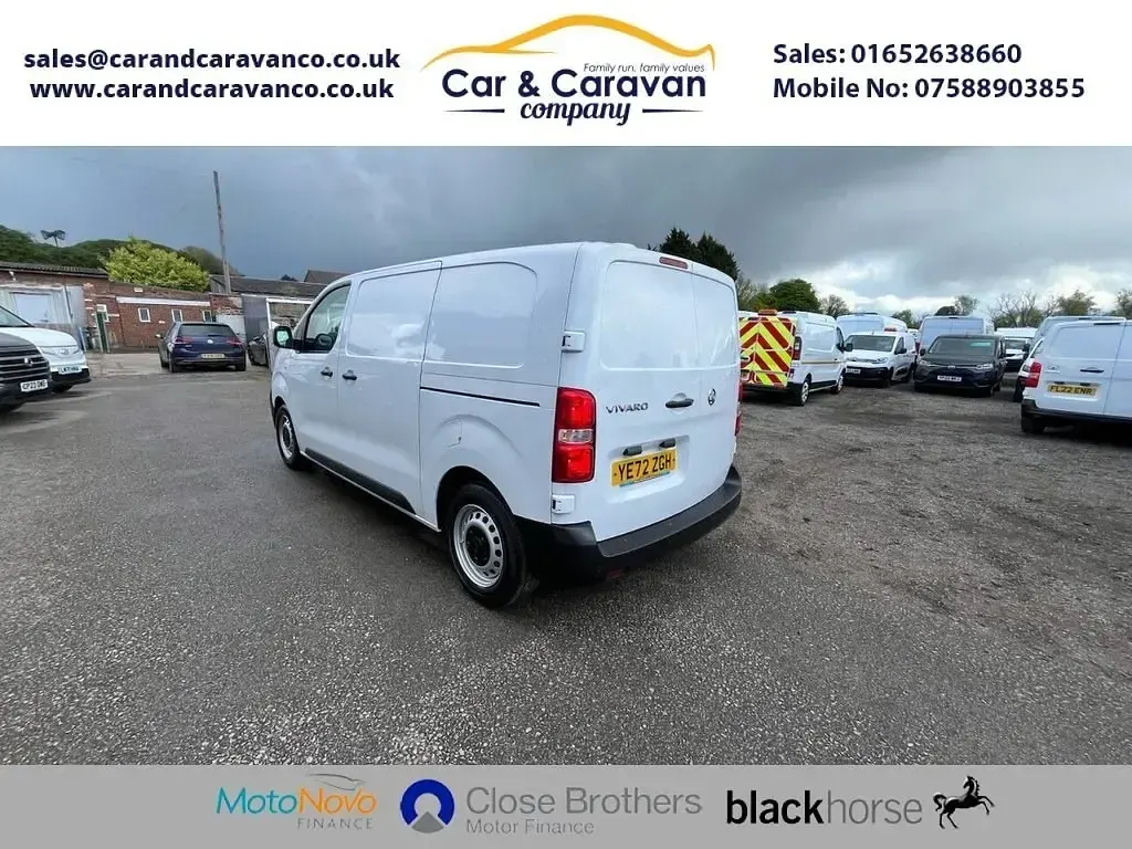 Gebraucht Vauxhall Vivaro S 120 PS (88 kW) 2022 Weiß Van / Kleinbus