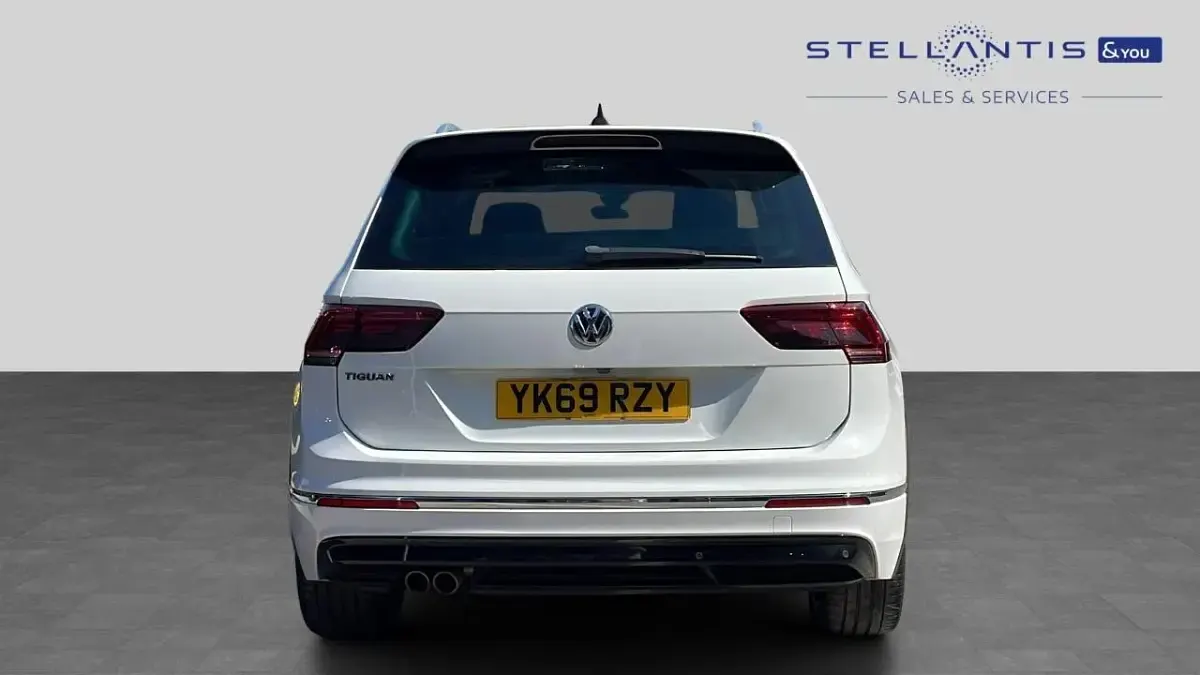 Usado VW Tiguan R-line 148 HP (108 kW) 2019 Branco SUV