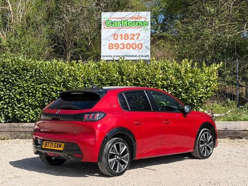 Used Peugeot 208 GT 100 HP (73 kW) 2021 Red Hatchback