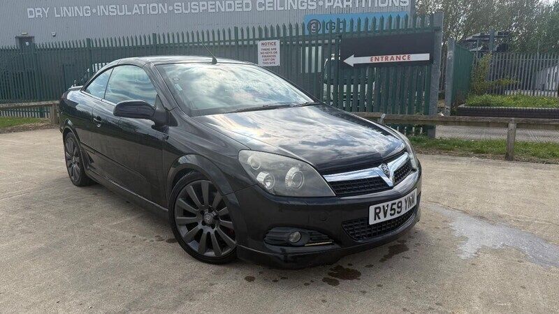 Black Used 2009 Vauxhall Astra Cabriolet Cabriolet | £2,995 - Image 1/4