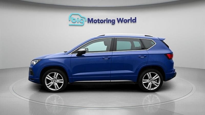 Begagnad Seat Ateca FR 148 HK (108 kW) 2023 Blå SUV