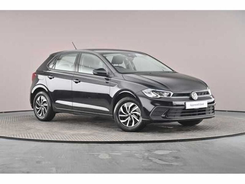 Used 2022 VW Polo Life | £15,053 (Good price) - Image 1/4
