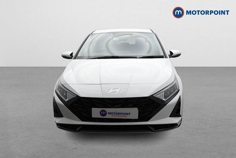 Used Hyundai i20 Advanced 2025 White Hatchback