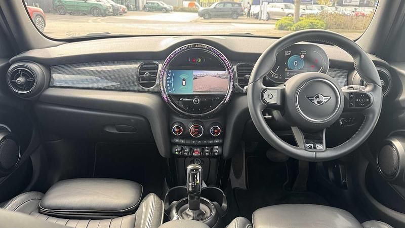 Used Mini Cooper Exclusive 134 HP (98 kW) 2023 Green Hatchback