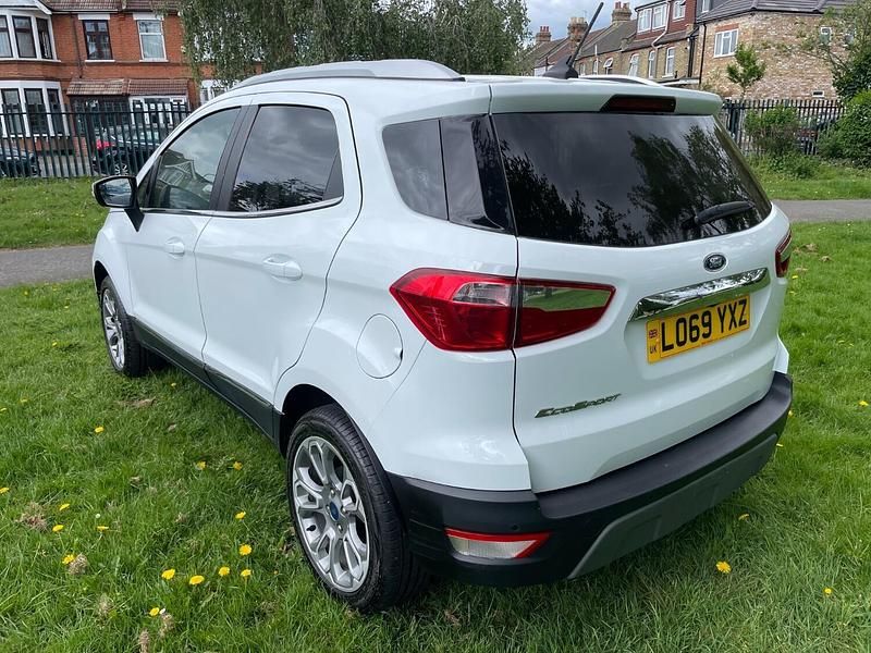 Used Ford Ecosport Titanium 125 HP (91 kW) 2019 White SUV