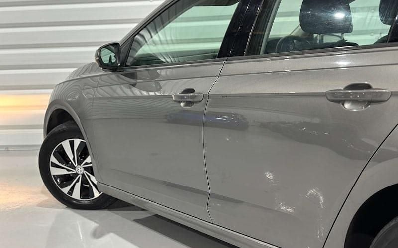 Used VW Polo SE 65 HP (47 kW) 2018 Grey Hatchback