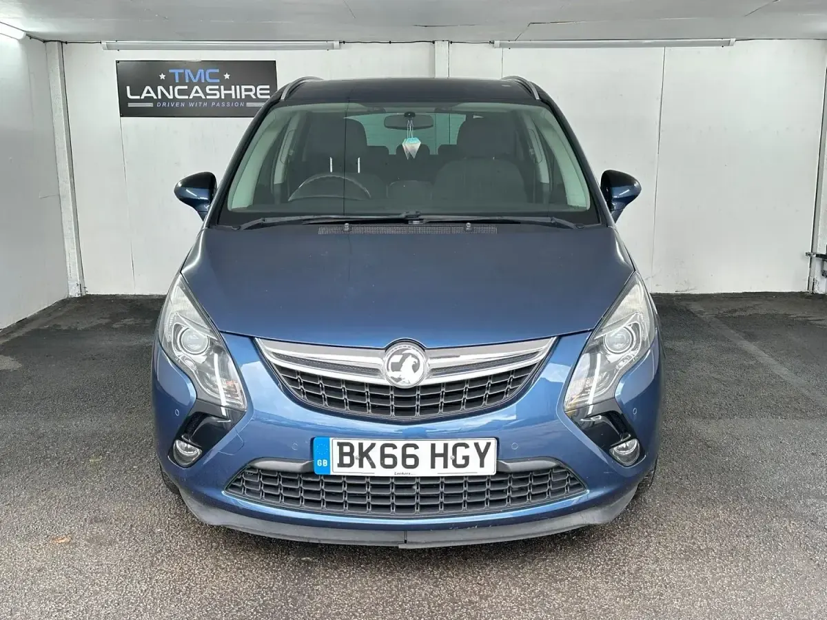 Used Vauxhall Zafira 140 HP (102 kW) 2016 Blue MPV