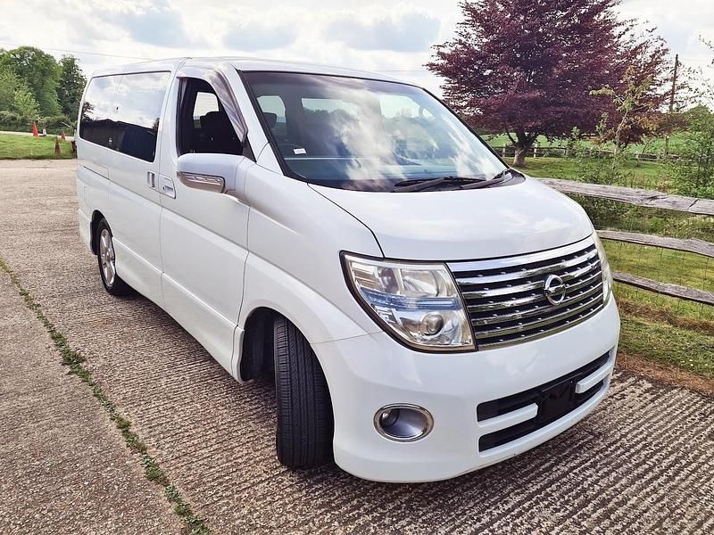 White Used 2025 Nissan Elgrand MPV | £7,500 (Good price) - Image 1/4
