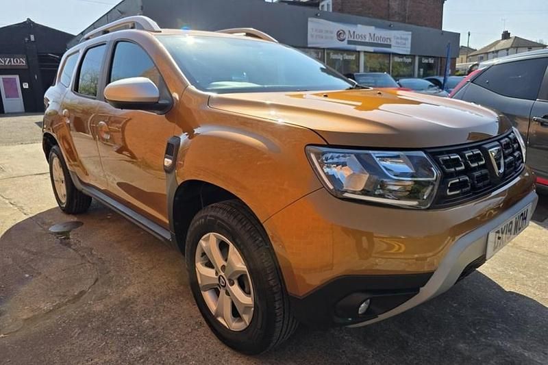 Orange Used 2019 Dacia Duster Comfort SUV | £9,295 (Good price) - Image 1/1