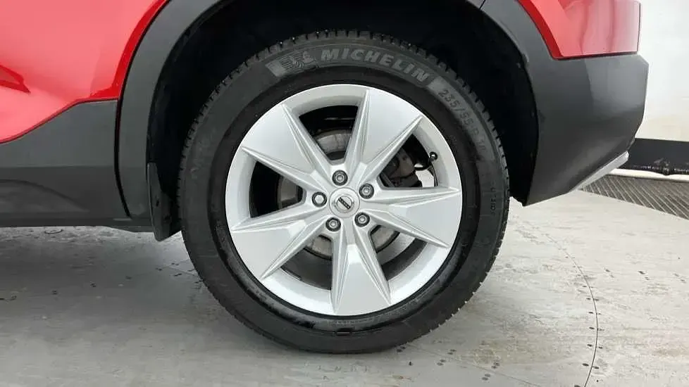 Used Volvo XC40 Core 161 HP (118 kW) 2023 SUV