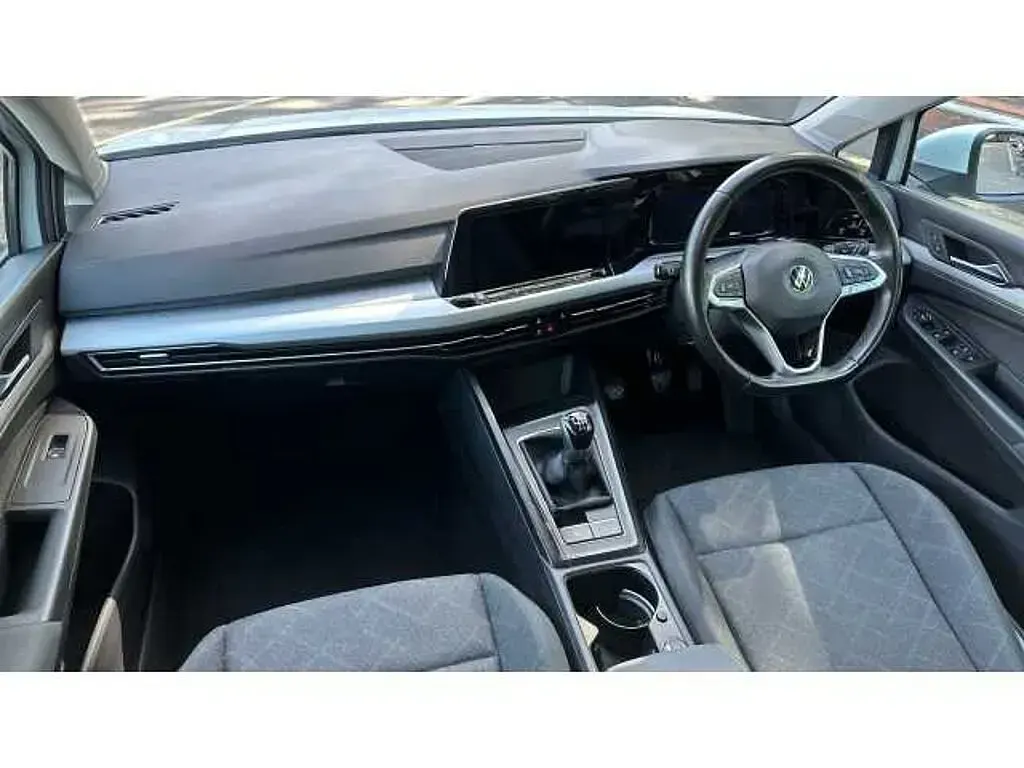 Used VW Golf VIII 110 HP (80 kW) 2022
