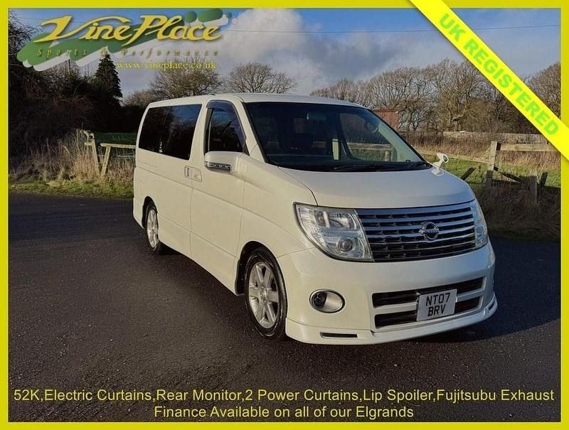 Used Nissan Elgrand 2007 White MPV