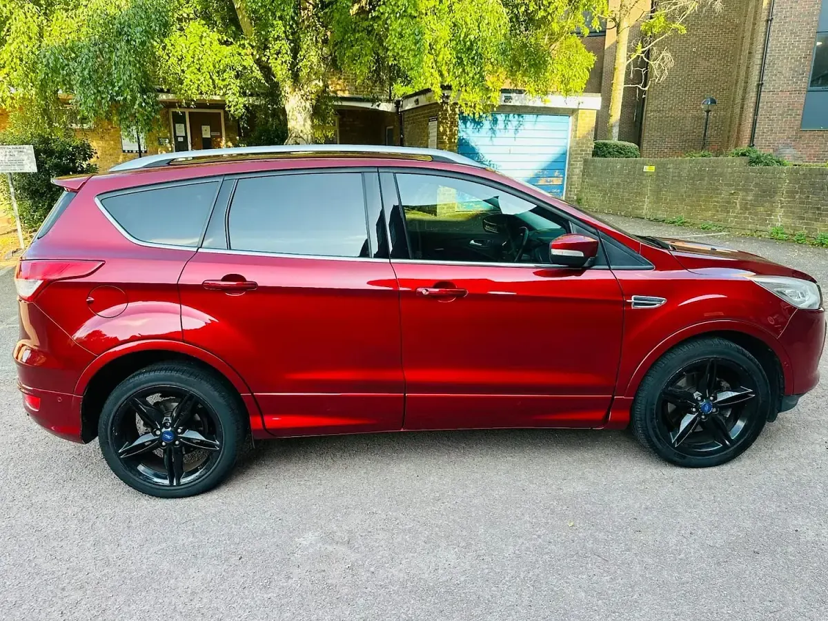 Used Ford Kuga Sport 182 HP (133 kW) 2016 Red SUV
